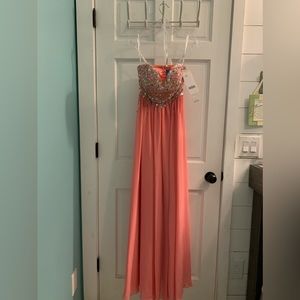 Brand new-Pink size 0 prom dress, beaded
